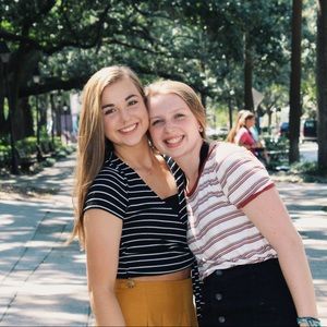 Meet your Posher, Lauren